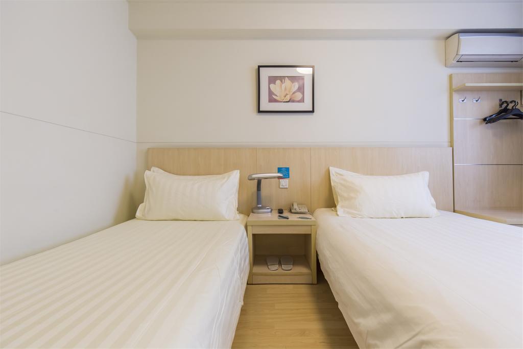 Jingjiang Inn Shanghai Jiading Chengzhong Road Bagian luar foto