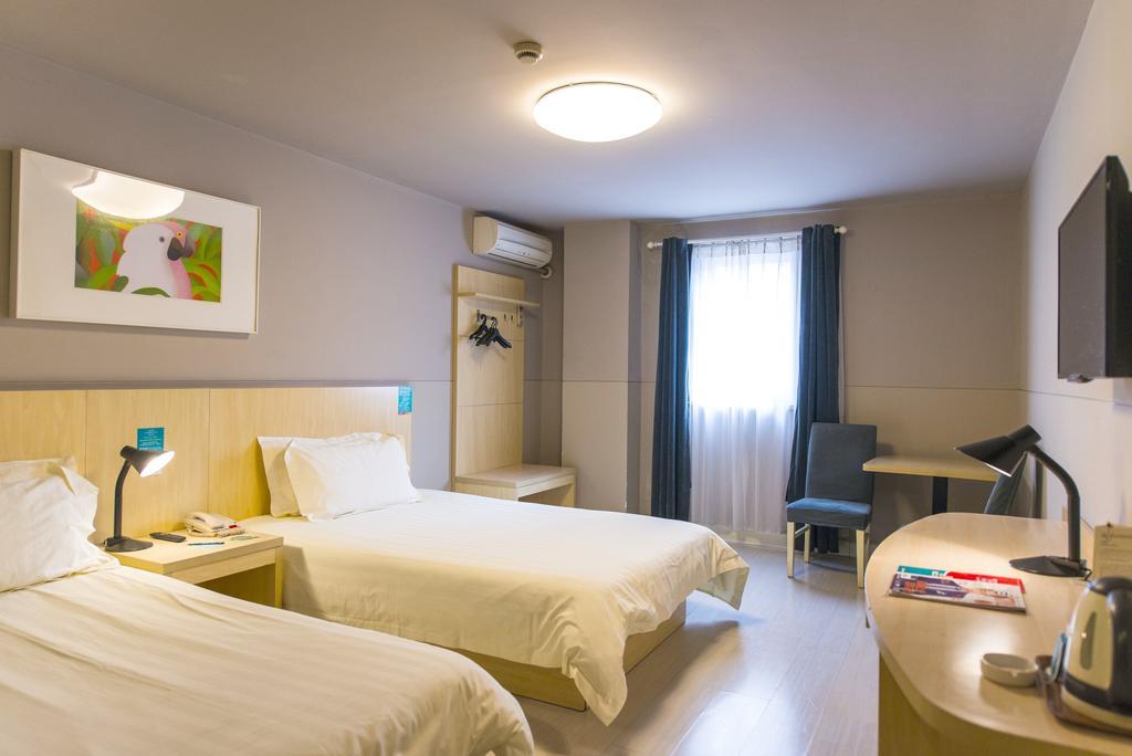 Jingjiang Inn Shanghai Jiading Chengzhong Road Bagian luar foto