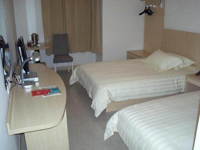 Jingjiang Inn Shanghai Jiading Chengzhong Road Bagian luar foto
